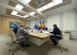 В городах-стотысячниках Кубани построят центры патриотического воспитания