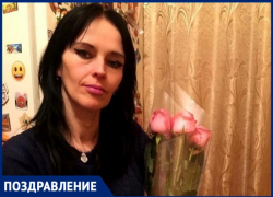 Олесю Старовойтову с Днём матери поздравила её дочь