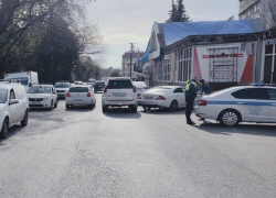 Водителя «Lexus», сбившего10-летнего сочинского самокатчика, лишат прав