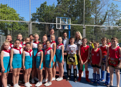 В Сочи прошло торжественное открытие детской спортивной площадки