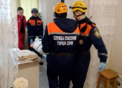 Спасатели Сочи вскрыли квартиру пенсионерки, разбитой инсультом