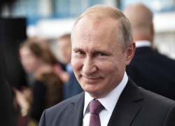 Путин решил продлить льготную ипотеку на год