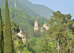 Уголовное дело заведено в отношении пары из Абхазии за попытку незаконного ввоза иномарки