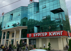 Избитая сотрудница «Бургер Кинг» из Сочи пожалела агрессивную малолетку, напавшую на неё