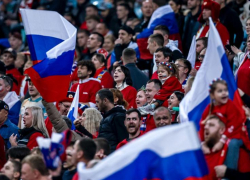 Детей обманули с бесплатными билетами на матч Россия — Чили в Сочи