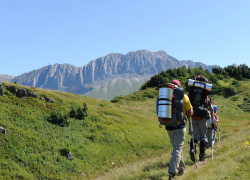 Много гор — маршрут один