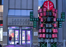 Пятиметровую скульптуру из мусора покажут на фестивале в Сириусе 