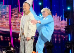 Ножкой хоба : «Рыжий из Иванушек» показал, на что он способен в 55 лет