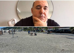 После лишения мандата депутата Напсо, в Москве вскрыли его кабинет, а в Сочи снесли постройки на пляже его брата