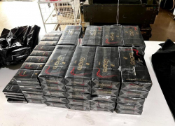 Таможенники Сочи обнаружили более тысячу пачек контрабандных сигарет