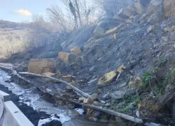 Очередной оползень сошел на Мамайском перевале в Сочи