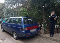 У жителя Сочи арестовали автомобиль за долги по коммуналке