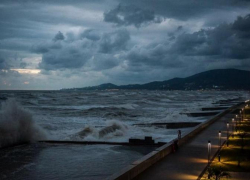 В Сочи ожидается сильный дождь с грозой и ветром