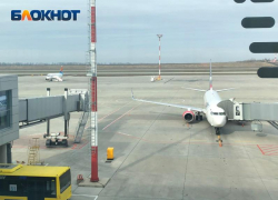 Из-за неадекватной пассажирки самолёт рейса «Сочи – Санкт-Петербург» посадили в Саратове