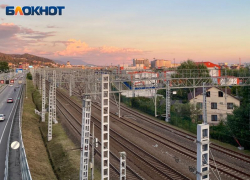 Пробки на участке Сочи — Адлер решили устранять с помощью электричек