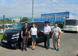 Таможенники Сочи передали 5 машин на нужды СВО