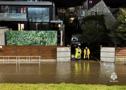 Дома и дороги подтопило ночью в Сочи и Сириусе
