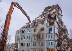 Незаконные или подлежащие демонтажу дома сносят в Сочи