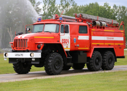 В Сочи после многочисленных пожаров возле многоэтажек проверяют дворы для спецтехники