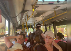 Жара снаружи и внутри: салон автобуса Сочи напоминает сауну