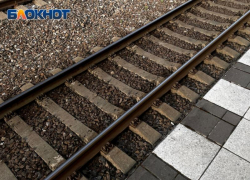 Поезд Красноярск — Адлер 4 часа простоял в Саратовской области из-за поломки