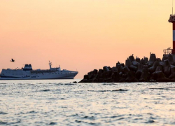 Парому из Турции официально запретили вход в Сочи