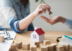 Как продать половину частного дома с подачей бесплатного объявления