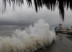 Ураганный ветер ждут в Лазаревском