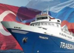 Несмотря на запрет российских властей, в Турции снова начали продавать билеты на паром Трабзон — Сочи