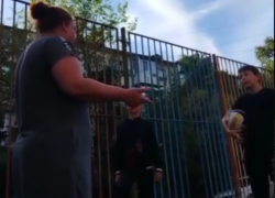  Бастрыкин взял на контроль ситуацию с нападением женщины на детской площадке в Сочи