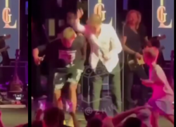 Сестра подростка, которого Лепс вытолкал со сцены в Сочи, подала заявление в полицию