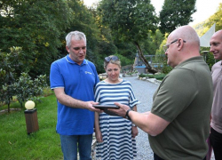 Шестимиллионного туриста торжественно встретили в Сочи с подарками 