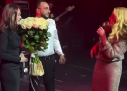  Житель Ростова сделал предложение руки и сердца на концерте Успенской в Сочи 