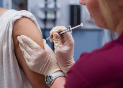 Вакцинация продолжается