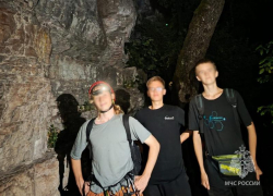 За один вечер трех туристов спасатели Сочи освободили из Агурского ущелья