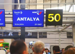 Из Сочи снова можно летать в Турцию самолетами AZUR Air