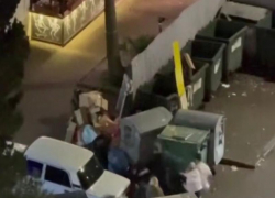 Пьяная компания устроила потасовку в центре Сочи