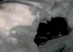 Автоледи показала, какой сюрприз можно получить, если брать каршеринг после снегопада в Сочи