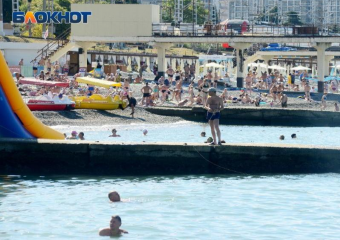 Море у берегов Сочи прогрелось до 22 градусов