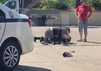 Водители устроили драку из-за парковки в Сириусе