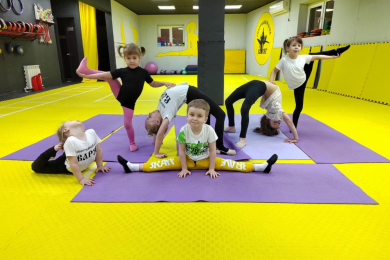 Гимнастика, акробатика для детей 3-13 лет спортивный клуб «Варяг»