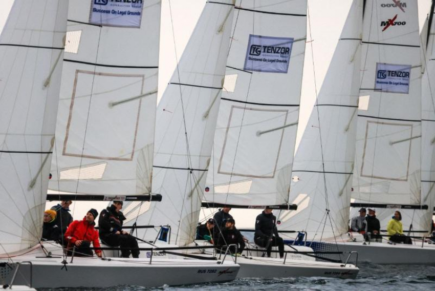 70 яхтсменов из России и Турции собрала парусная регата в Сочи