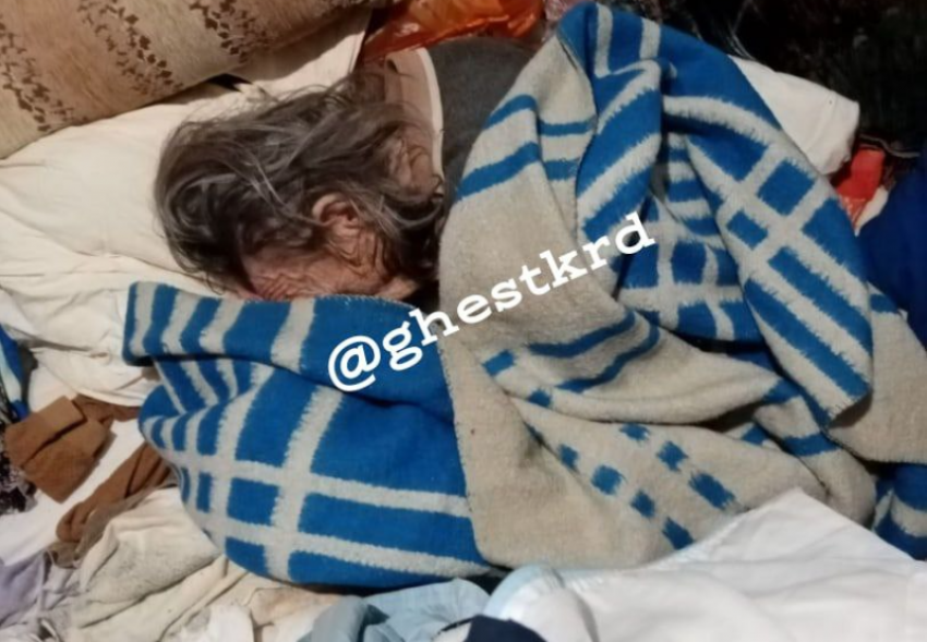 «Спасите бабушку»: пенсионерка в Сочи живет в ужасающей обстановке