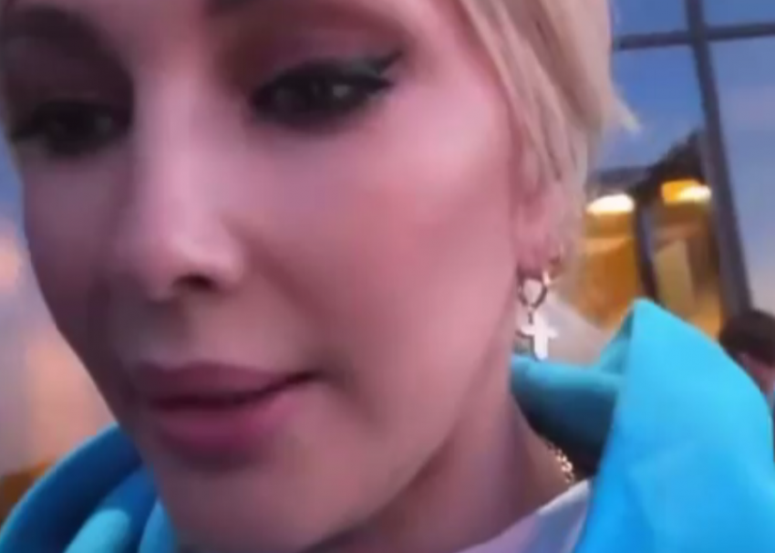 Телеведущая Лера Кудрявцева с трудом улетела из Сочи 