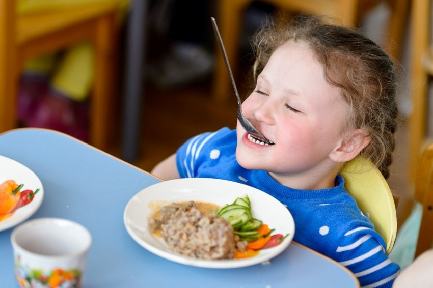 В детских садах Сочи детей кормили продуктами без необходимой маркировки