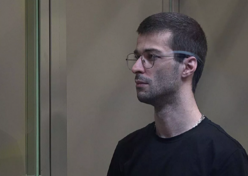 Уроженца Абхазии, который расстрелял двоих человек из автомата, осудили на 15 лет