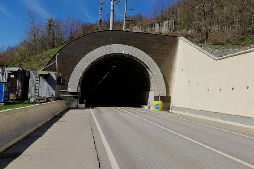 Ремонт в тоннелях Сочи завершили раньше срока