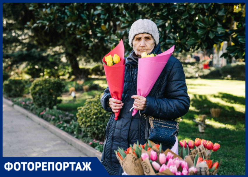 Цветочное настроение захватило Сочи: городские улицы украсили тысячи тюльпанов