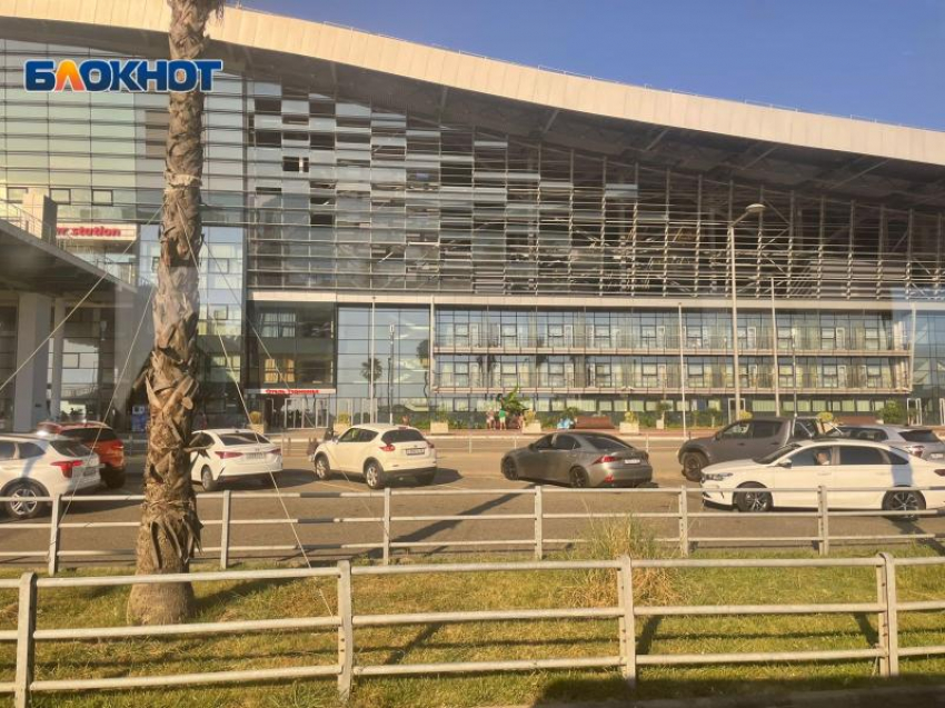 На ж/д вокзале Сочи предлагают организовать кафе или столовую