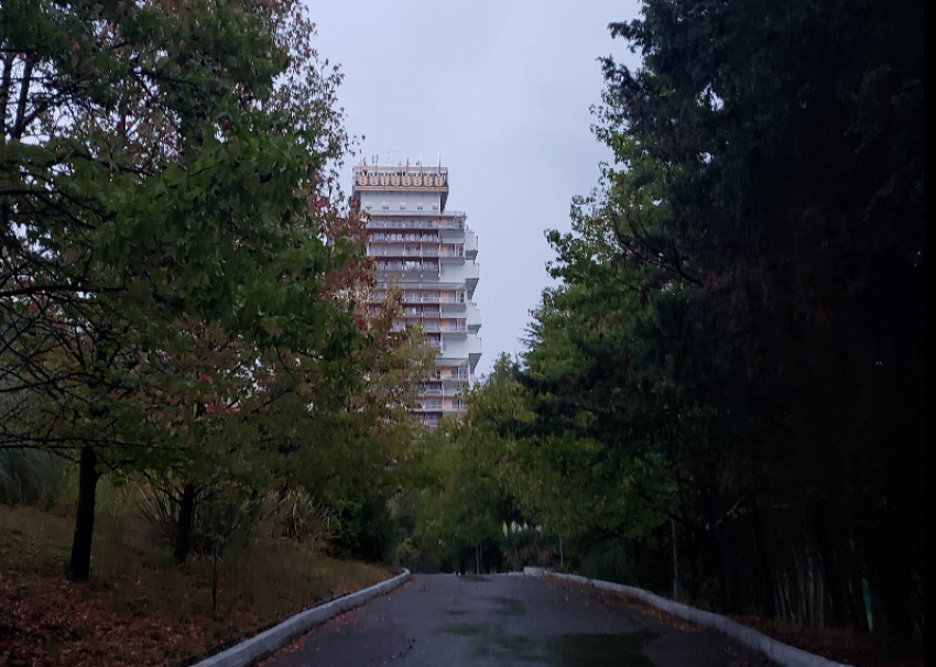 Коммерческая организация пыталась незаконно выкупить санаторий «Ставрополье» в Сочи 